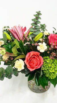 edmonton flowers, send flowers, flower delivery - roses, lilies, hydrangea, carnations, eucalyptus